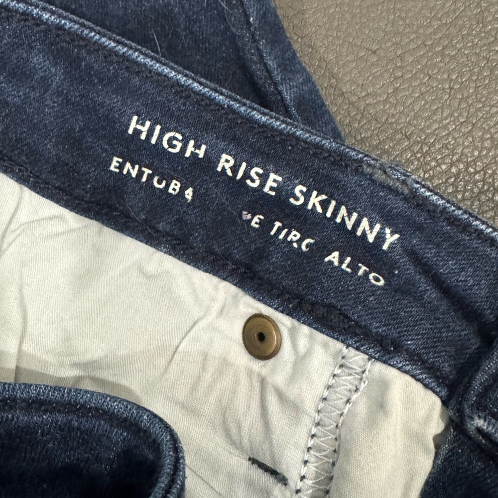 Universal Thread jeans - Picture 3 of 5